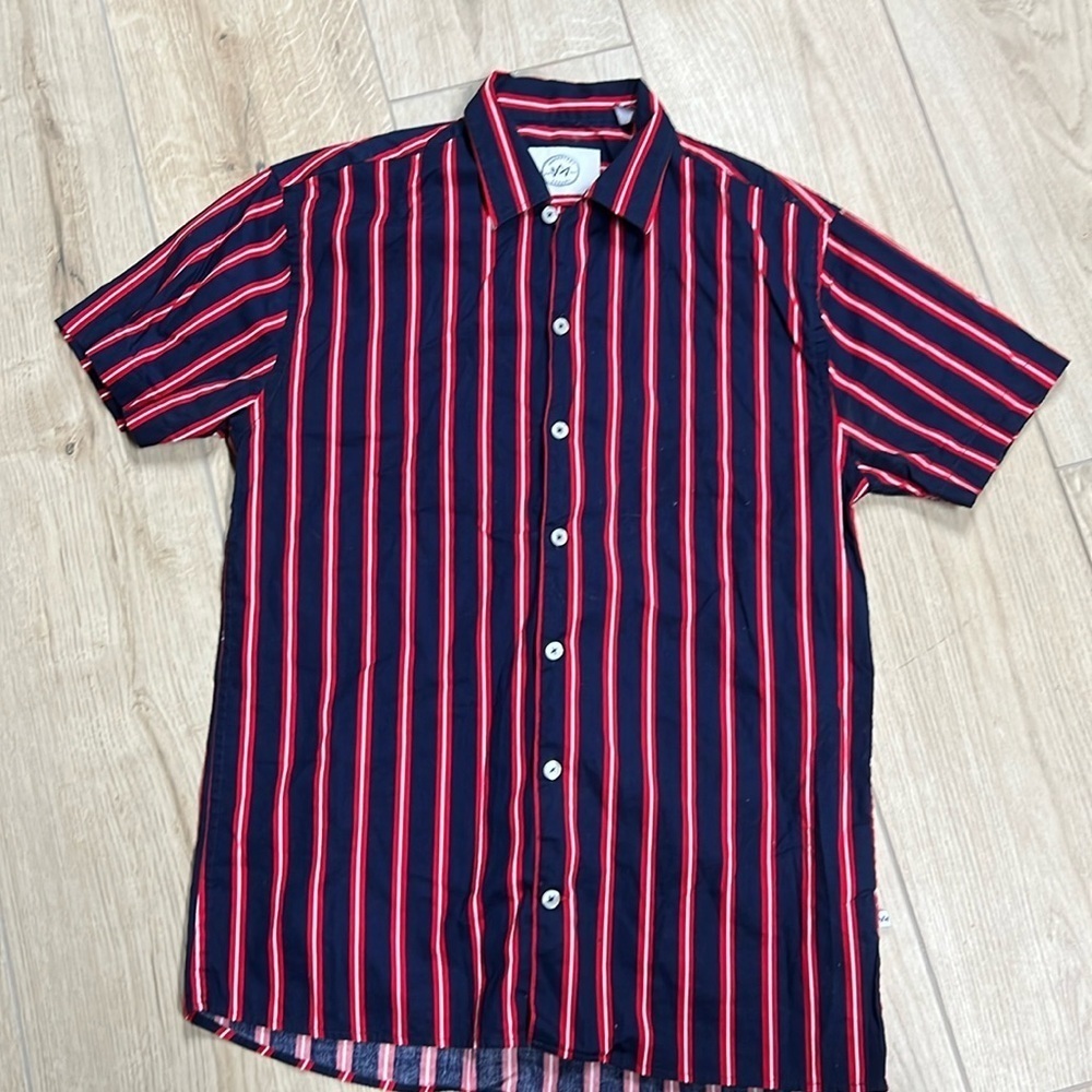 Kronstadt classic‎ button down short sleeve top